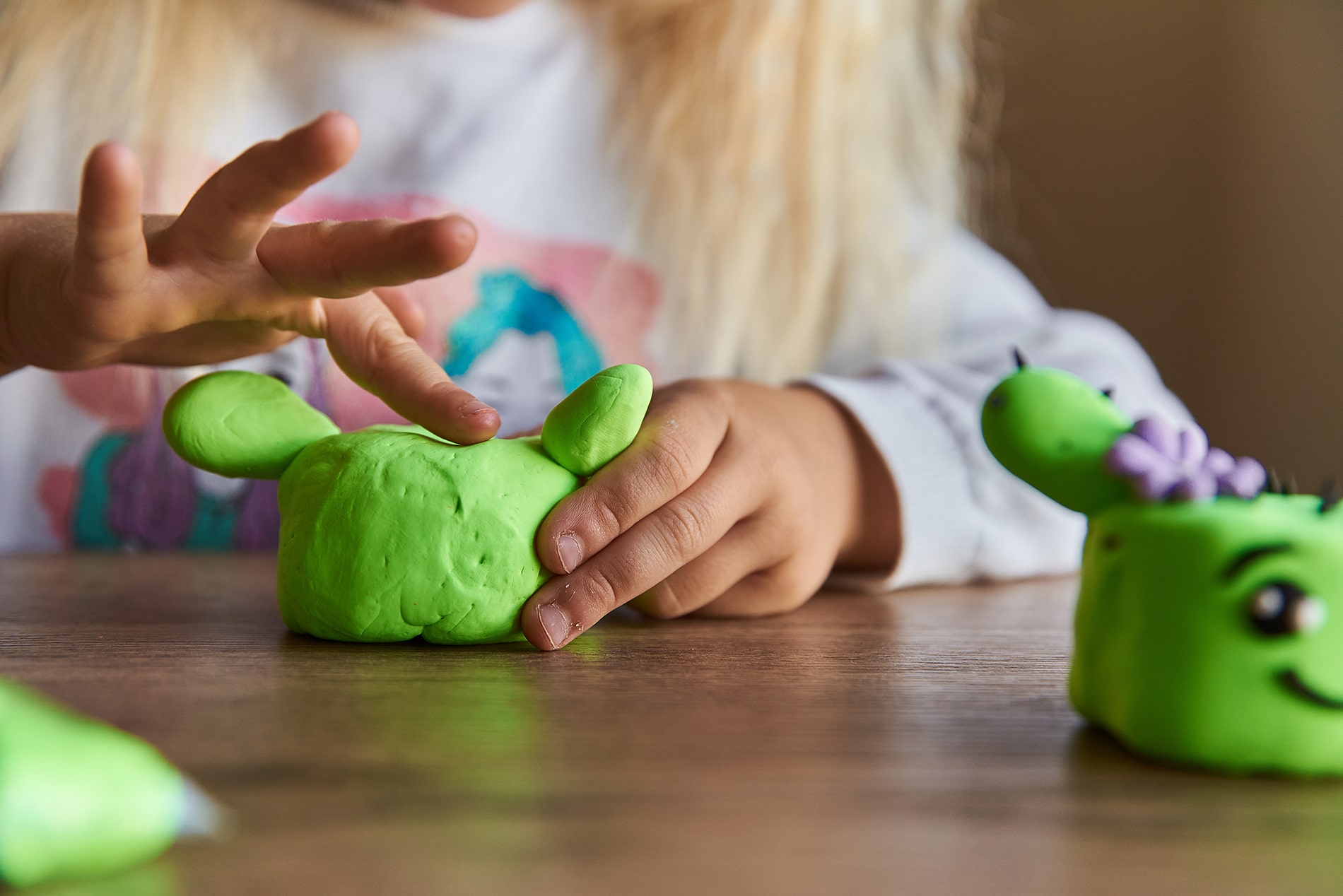 Набор для лепки воздушный пластилин, 12 цветов, ТМ Lovin, пак. 18*8*4см (40шт)