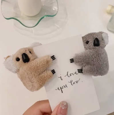 Зажим для волос плюшевая Коала бежевая, пак.12*11см